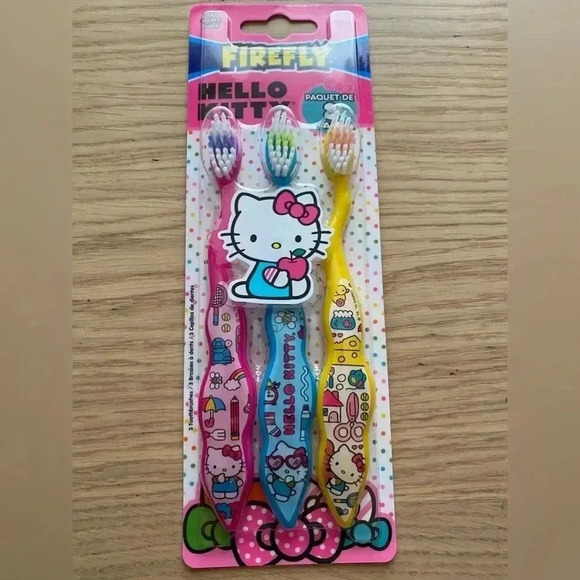 🆕Hello Kitty 3pc Toothbrush🆕 - Picture 2 of 5